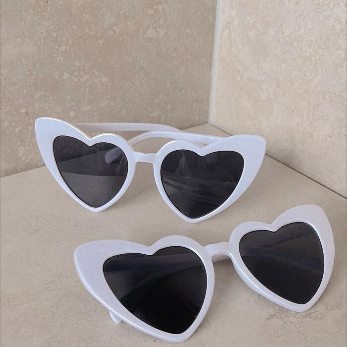 Astra Bridal Heart Sunglasses White